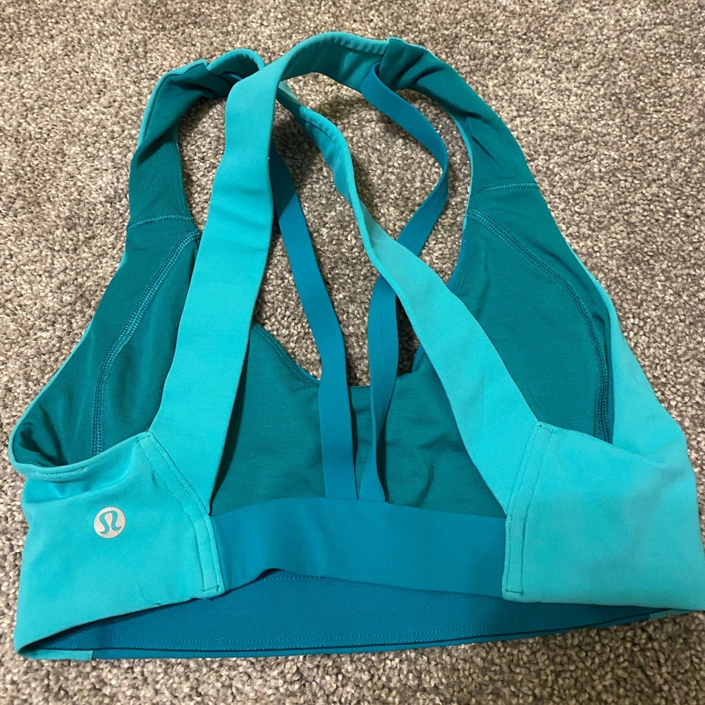 Lululemon bra